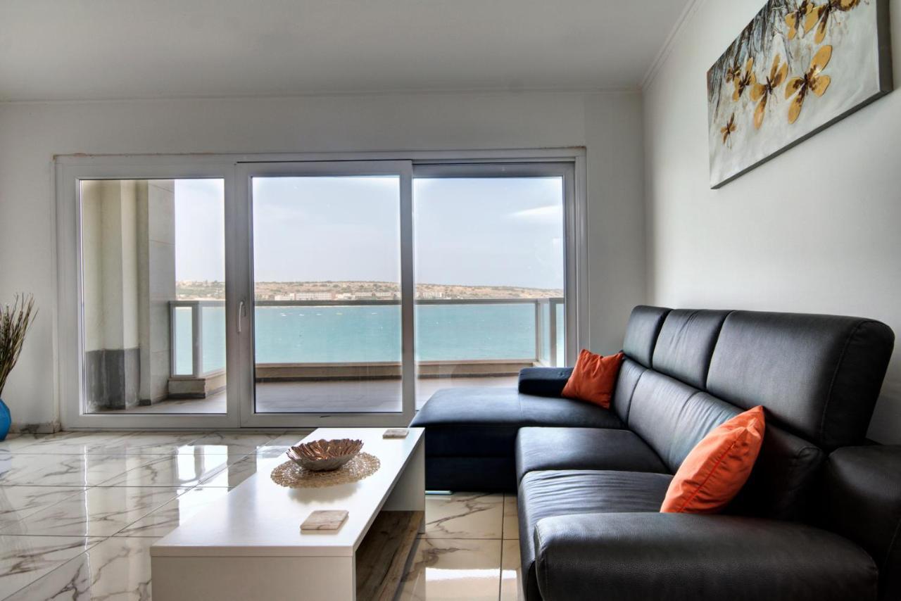 Beachfront Pretty Holiday Home Mellieħa Extérieur photo