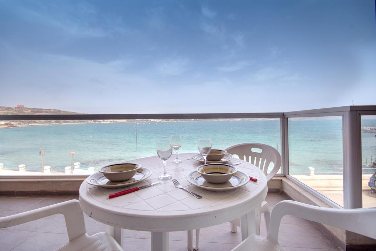 Beachfront Pretty Holiday Home Mellieħa Extérieur photo